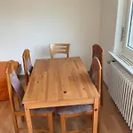 شقة Ferienwohnung Zuerich *